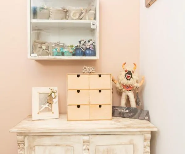 Laura Apartman