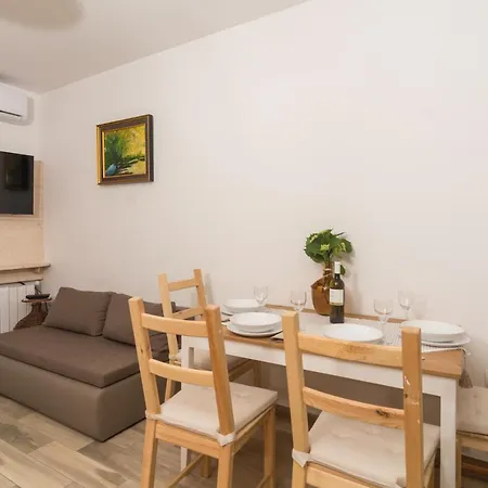 Apartamento Laura Viskovo